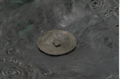Foto von Bronzedeckel (NHMW-PRAE-025276)